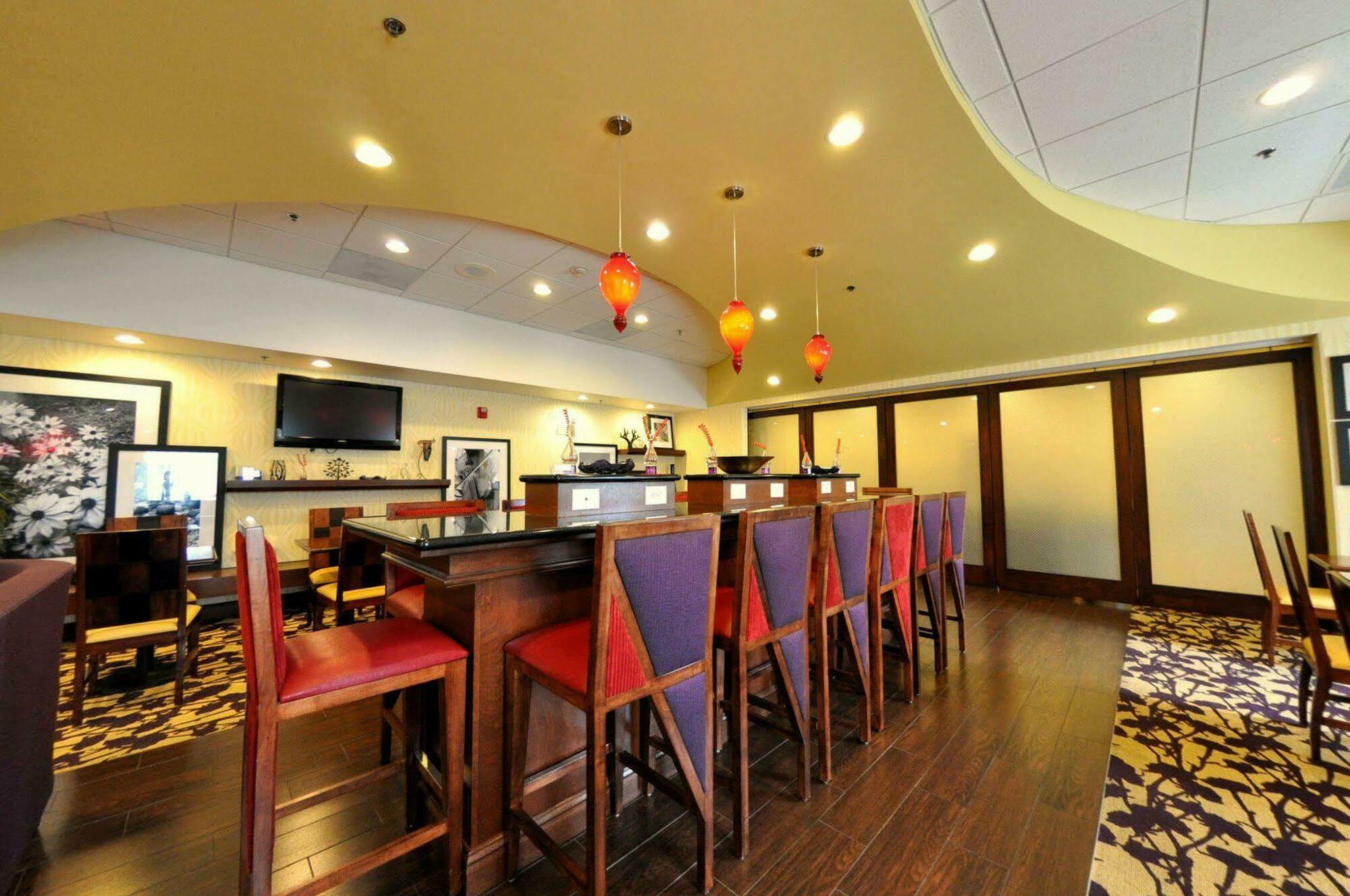 Hampton Inn Richmond - Airport Sandston Restoran gambar