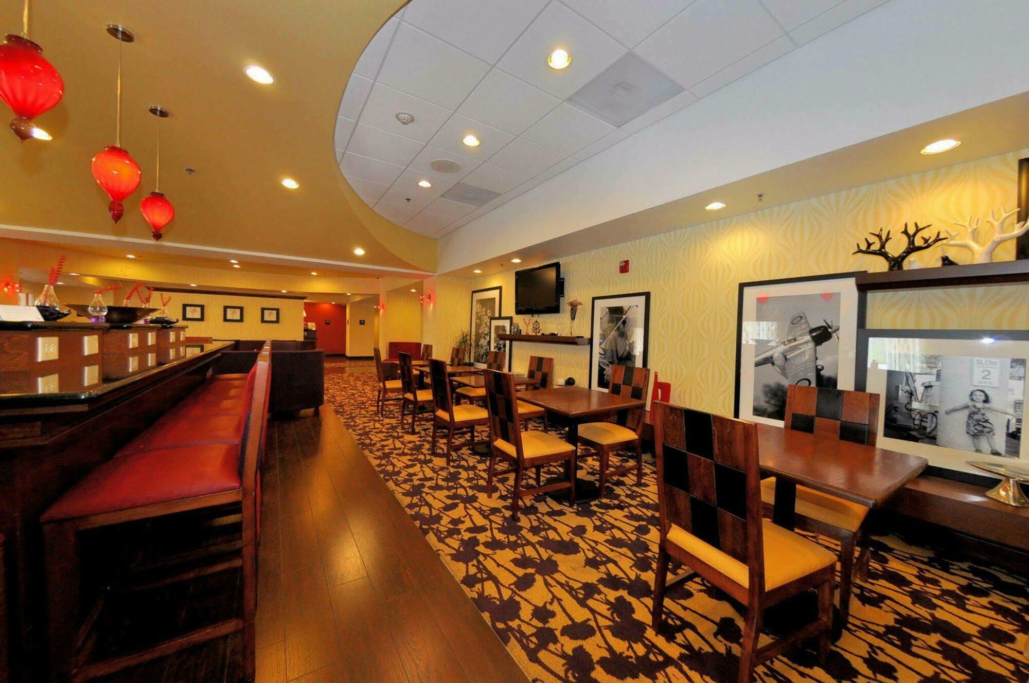 Hampton Inn Richmond - Airport Sandston Restoran gambar