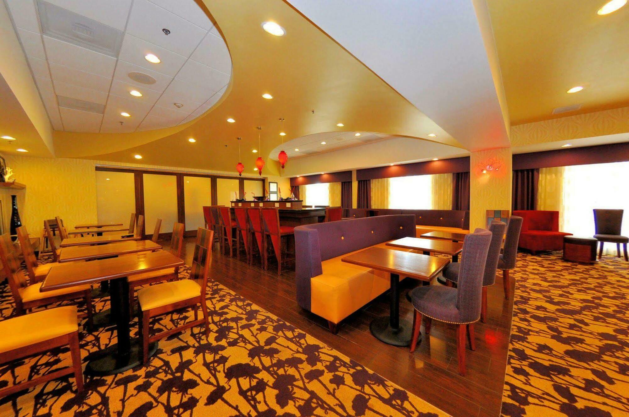 Hampton Inn Richmond - Airport Sandston Restoran gambar